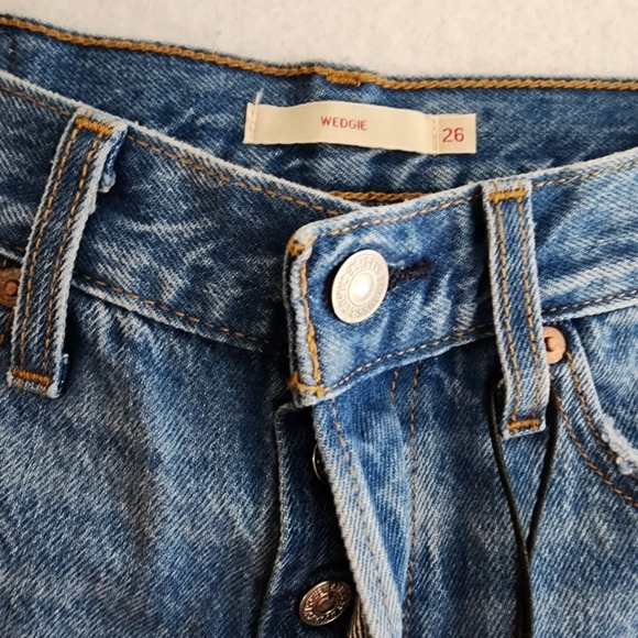 Levi's Wedgie Icon Fit Ankle Jeans 26X28 - Picture 4 of 8